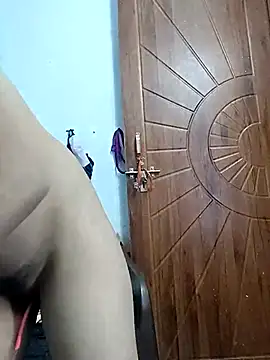 Noorkhatoon - Dildo ride in pusssy
