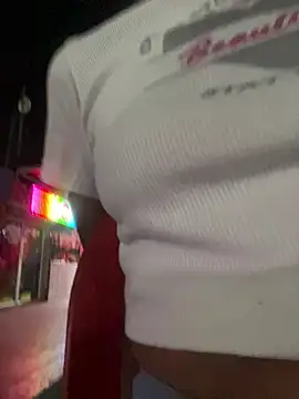 Broken_Latina_Whores_JE - Show tits 🥰