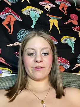KatelynBabbyy - strip me nakeedddd