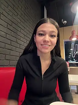 Alyshanon18