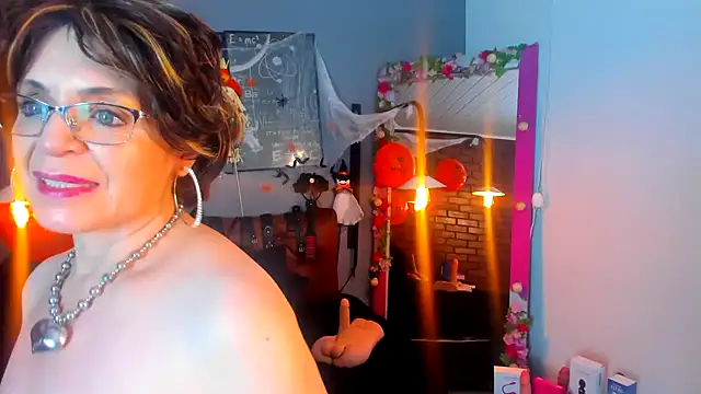 Samantha_mature56 - 😍Write name in boobs + 30 sec toy💋
