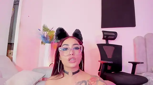 Its_Valery - Ice Tease / Nipple and pussy play with