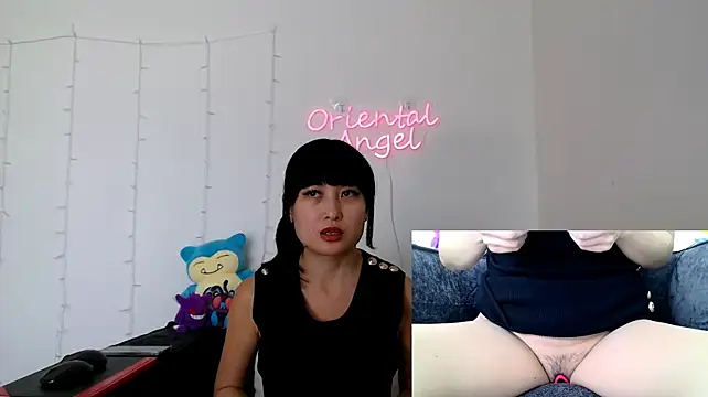 OrientalAngel - Boobs out 10 mins 🍒