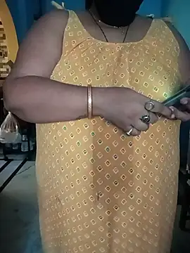 Monaa - Cucumber fucking, belan fucking in live