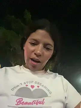 Broken_Latina_Whores_JE - Show tits 🥰