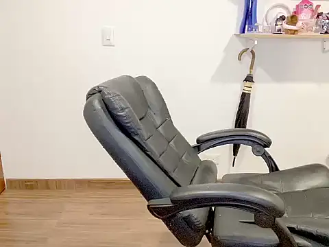 Oxxme1 - FUCK ASS VERY HARD WHILE I AM NAKED 🍑🥵