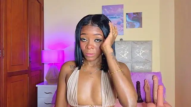 Naomy_68