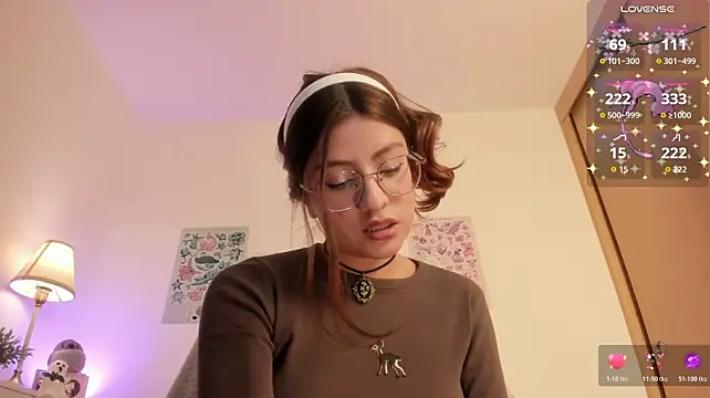 Emily_uwu0 - 🍓Fngring pussy🍓