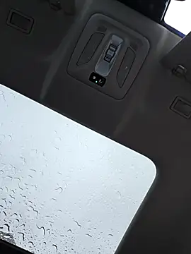 SvetLive - Big squirt in car 💦💦💦