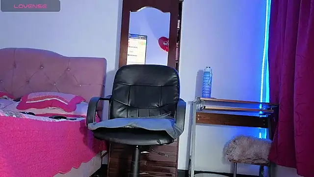 SexyNatasha5 - caress your clitoris