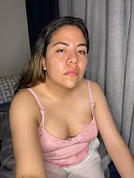 Majot8798 - Spit boobs a lot🫦🥵💦💦