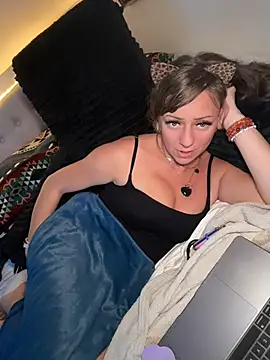 Sage_love - Miss meee?! Get this kitty wett PVT open