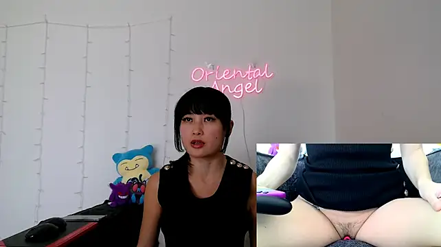 OrientalAngel - Boobs out 10 mins 🍒