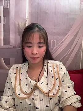 LoveShae_XYX - Ngày quốc tế phụ nữ mong được yêu thương