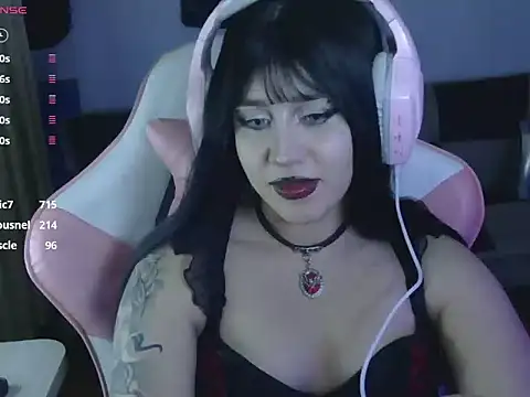 Hachiko_Love - play with my nipples