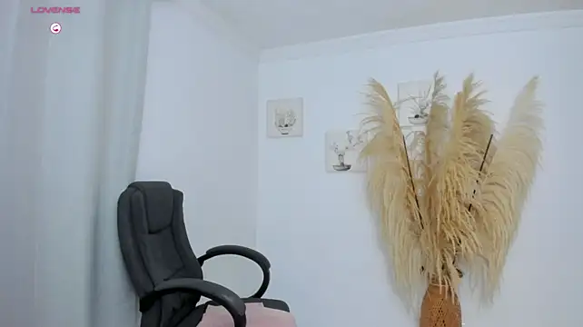 Sarita1412 - play pussy