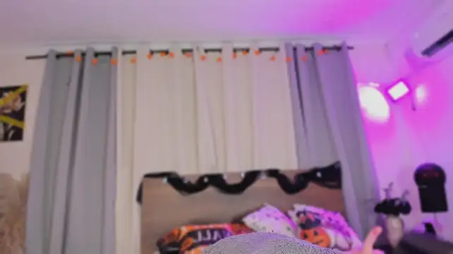 Chanel_boobs2 - Ride my favorite dildo hard + squirt 🔥