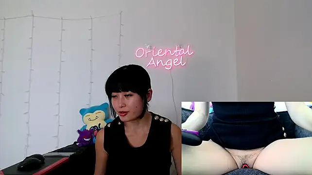 OrientalAngel - Boobs out 10 mins 🍒