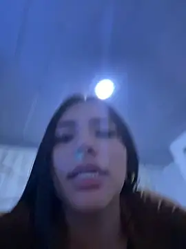 Jenn_02 - Show CUM in FACE