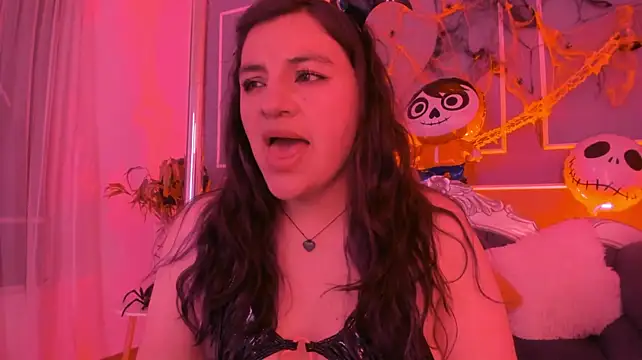 TaraTaylorr - moan pleasure 😈