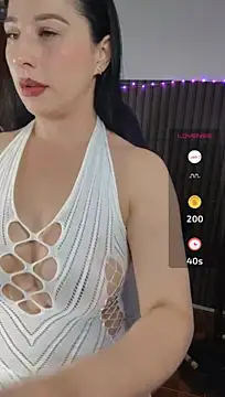 Emma_Hotkiss - Riding torso, no mercy at all