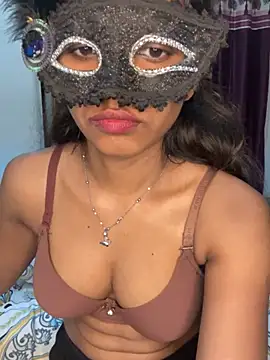 Too_yum_girl
