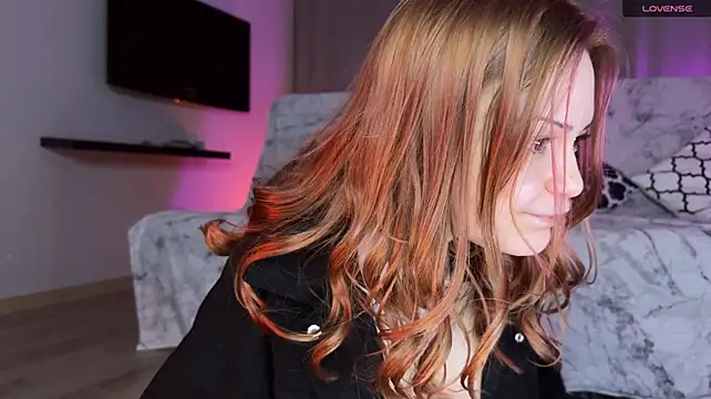 Squirtybb - BIG transparent dildo in pussy
