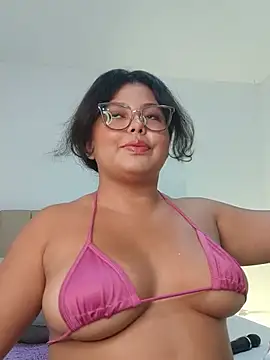 Kiara-evans02 - SHOW MY PUSSY CLOSE