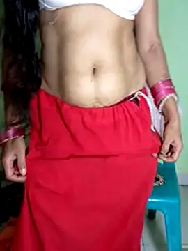 Komal_Bhabhi4u - Full naked walk for 2 minutes