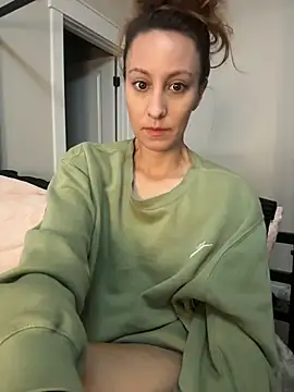 Anne-Laurent - 🍆dildo squirt💦+tits🍒 LT 3 min cntrl
