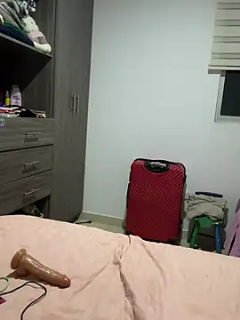 Bella_luna12 - squirting masturbation