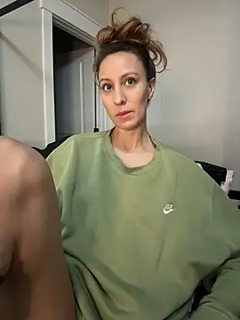 Anne-Laurent - 🍆dildo squirt💦+tits🍒 LT 3 min cntrl
