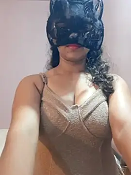 Chathunii - boobs show