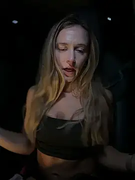 Lunagirl13 - Get naked 4 u 😻