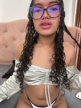 Bunny-firee - Oil or cream on my Tits 💧🍒