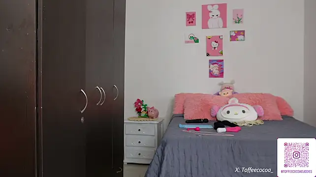 Sophi_lii - Dildo time