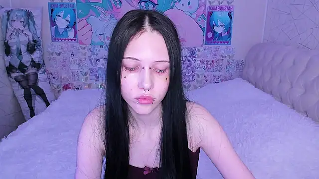 SugarBunny18 - doggy without panties