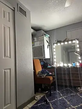 Marie_26 - Spread Pussy