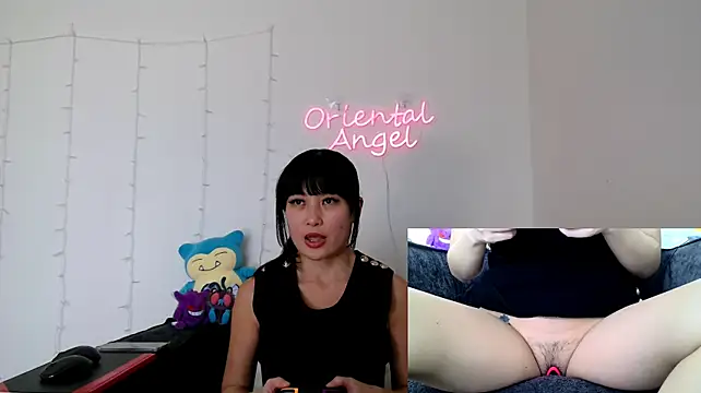 OrientalAngel - Boobs out 10 mins 🍒