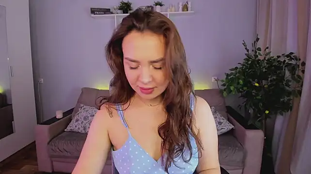 WowwGirl - Pull down my dress and massage tits