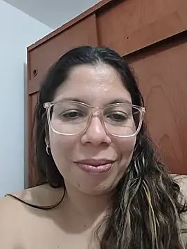 Carliina_Soussa - Show vagina, tits