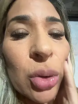 Lindinha-sexy - tentando chamar o vizinho!!!!