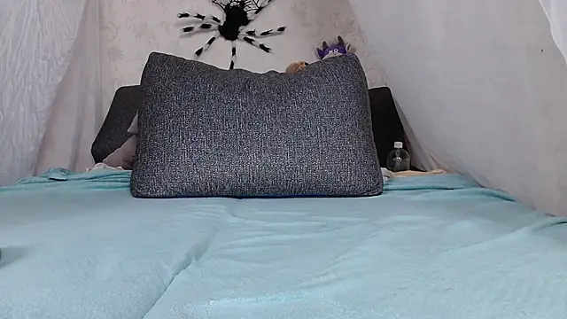 Sofiaa_here - riding a dildo
