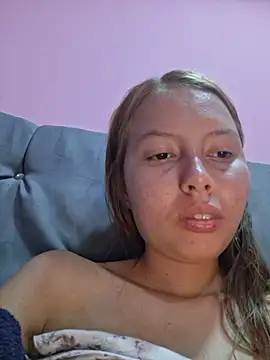 Khelmi - squirt fountain in my pussy virgin