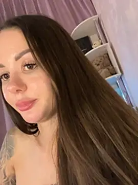 Alina_Vibe_Me - 2 fingers in ass