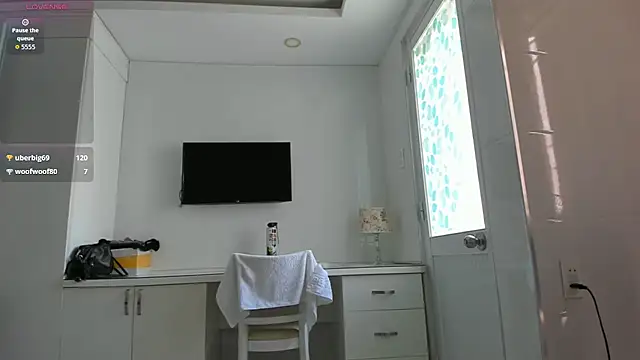 Yuki_miiii - Striptease