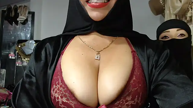 Nadia__abaud - PLAY MY HAIRS PUSSY🥵
