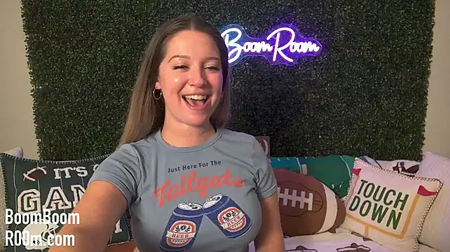 Boomboomr00m - Naked Oil Show