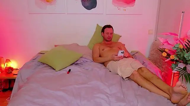 Ariana_Petite - rub kitty on his cock🔥