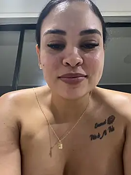 FOX_LATINA - ride my torso balcony🤫🤫😈